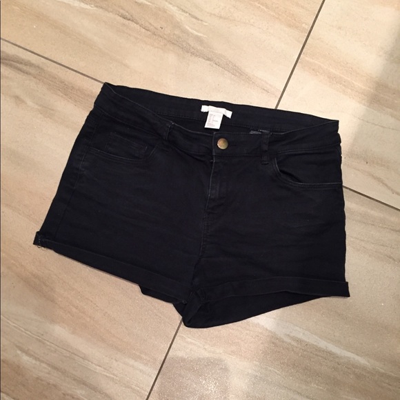 H&M shorts - Picture 3 of 4